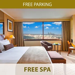 Otel Grand Towers - Czech Leading *****