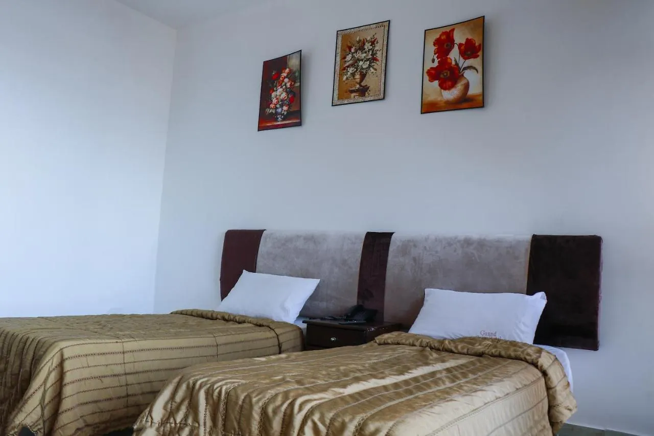 Grand Suites Hotel Beirut 3*,